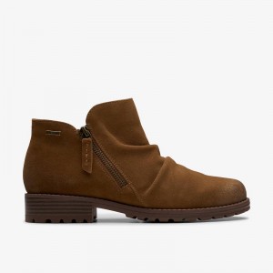 Clarks Nissini Top Waterproof Walnut Suede | CLKS-85452